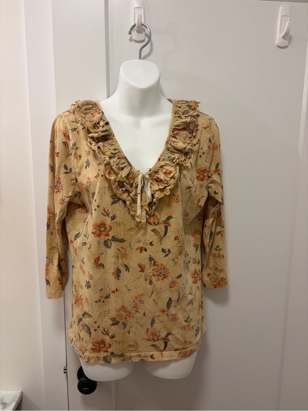 Lauren Ralph Lauren Cream Floral Ruffle V-Neck Tunic Top